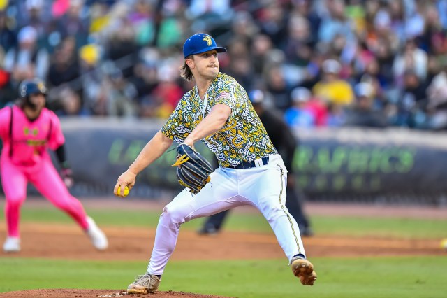 Savannah Bananas Pitcher Kyle Luigs