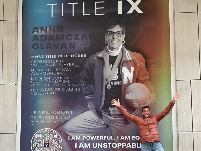 Annie Glavan, Volleyball
