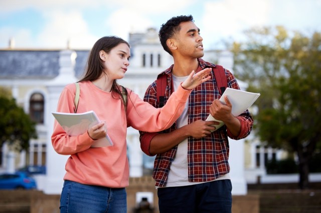 College tour students